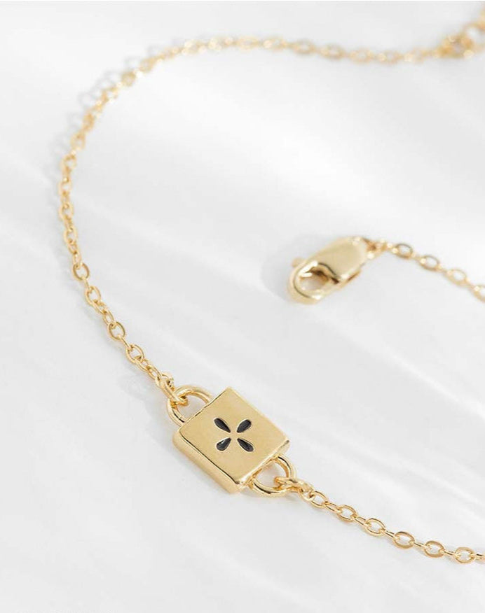 Vintage Four-Leaf Clover Gold Bracelet – Elegant & Lucky | Rare Visual Jewelry - Rare Visual Jewelry