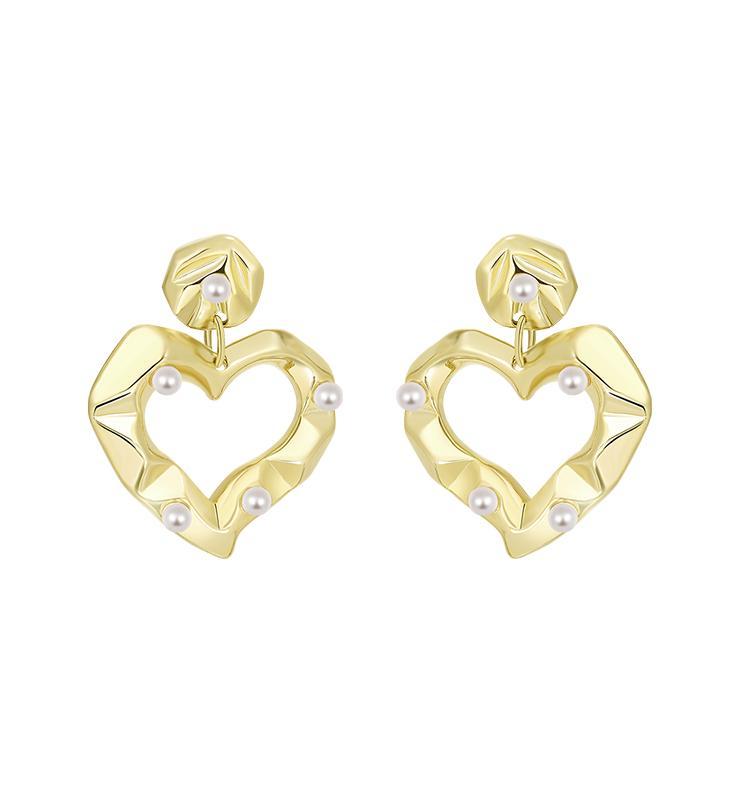 Pleated Heart-shaped Pearl Earrings