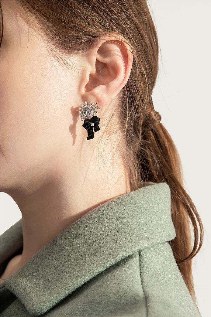 Asymmetry Snowflake Bow Drop Earrings