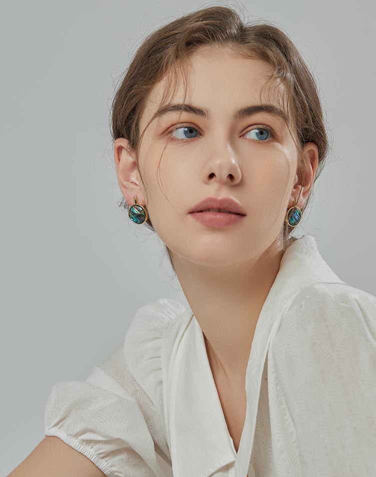 Unique Light Luxurious Shell Earrings