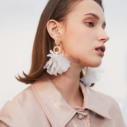 Light Temperament And Smart Petal Earrings - Rare Visual Jewelry