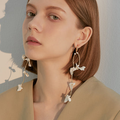 Shell Tassel Pendant Earrings - Rare Visual Jewelry