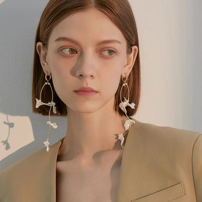 Shell Tassel Pendant Earrings - Rare Visual Jewelry