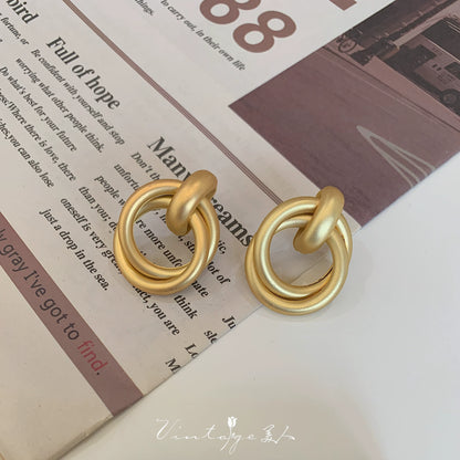 Elegant Metal Geometric Ear Clips - Rare Visual Jewelry