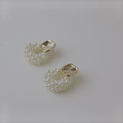 Vintage inspired pearl statement earrings