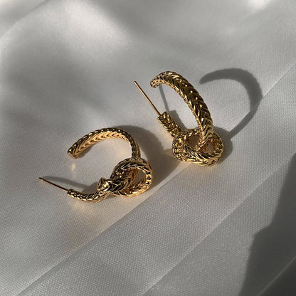 Chic Knot Link Earrings for a Stylish Edge - Rare Visual - Rare Visual Jewelry