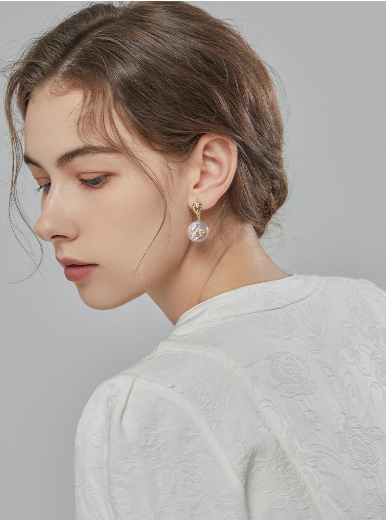 Delicate Bee Baroque Natural Pearl Earrings