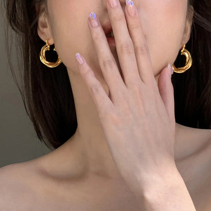 Minimalism Twisted Rope Hoop Earrings - Rare Visual Jewelry