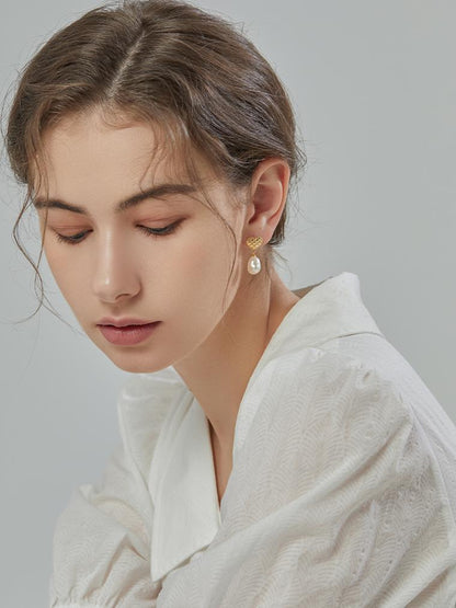 18K Peach Heart Baroque Pearl Earrings - Rare Visual Jewelry