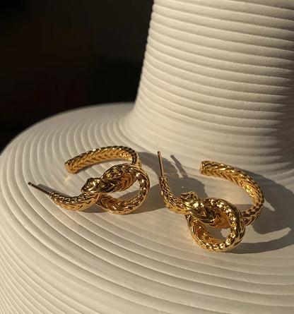 Chic Knot Link Earrings for a Stylish Edge - Rare Visual - Rare Visual Jewelry