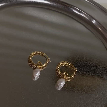 Retro Baroque Pearl Twisted Earrings